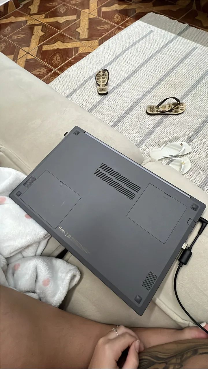Vendo Samsung book 4 - Foto 3