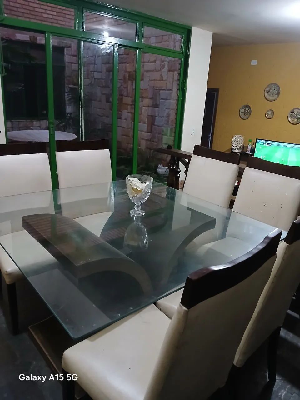 Mesa de vidro com 6 cadeiras - usado - Foto 3