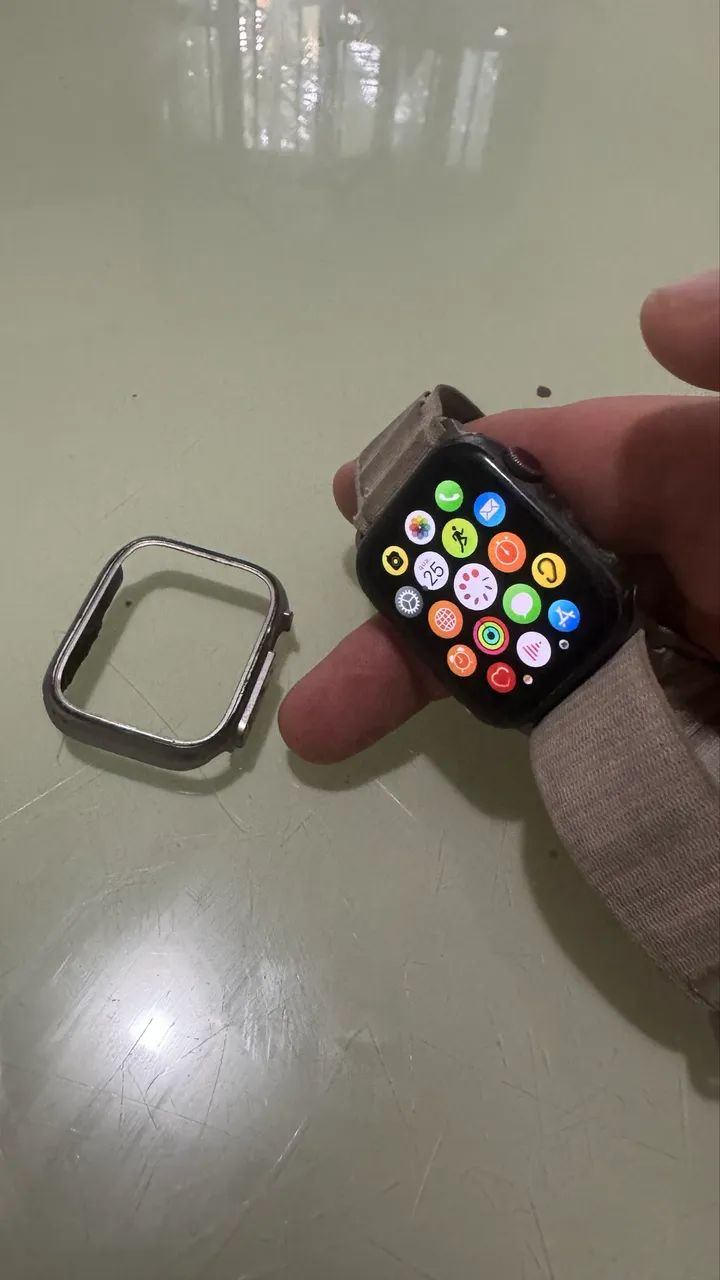 Apple Watch 6 - 44 mm - 