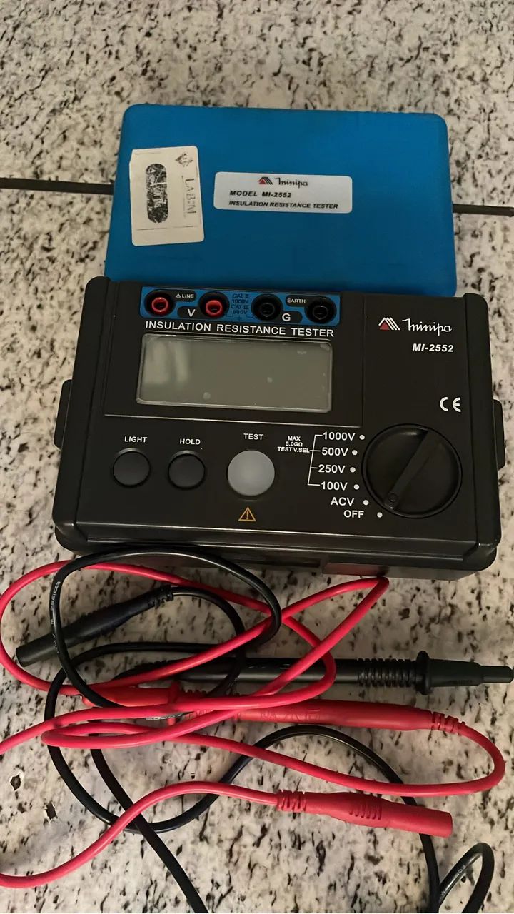 Megômetro Digital Minipa, modelo MI-2552