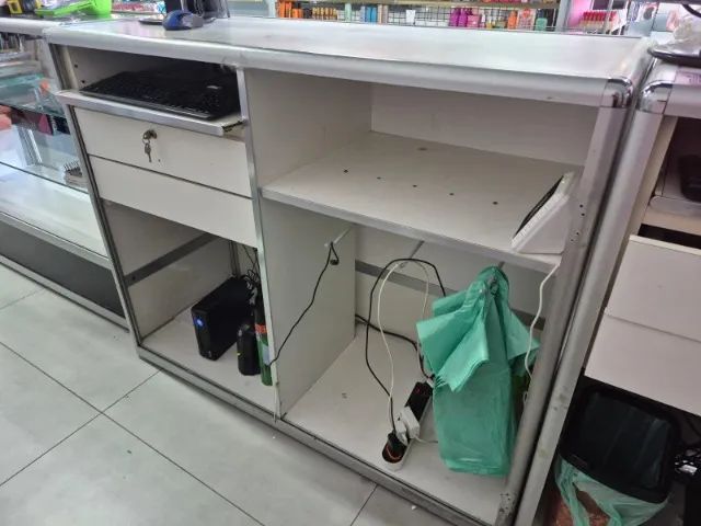 Balcão de caixa/atendimento