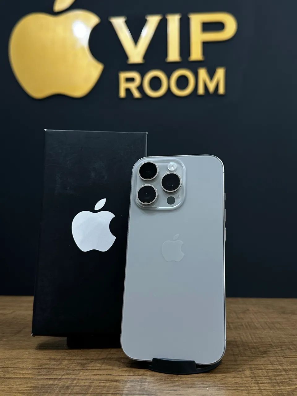 iPhone 16 Pro 256gb natural semi novo impecável 