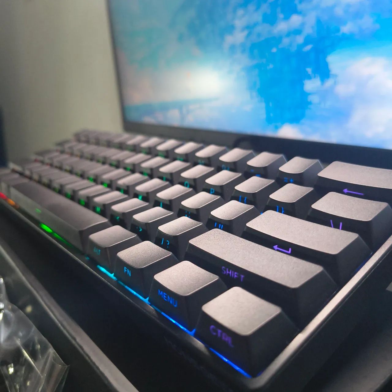 Teclado gamer Fun60 preto novo - Foto 4