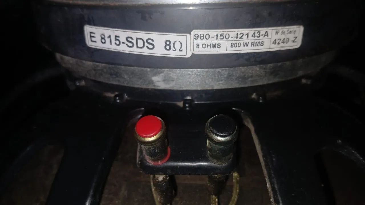 VENDO OU TROCO EROS 800 RMS - 15 POLEGADAS  - 08 OHMS