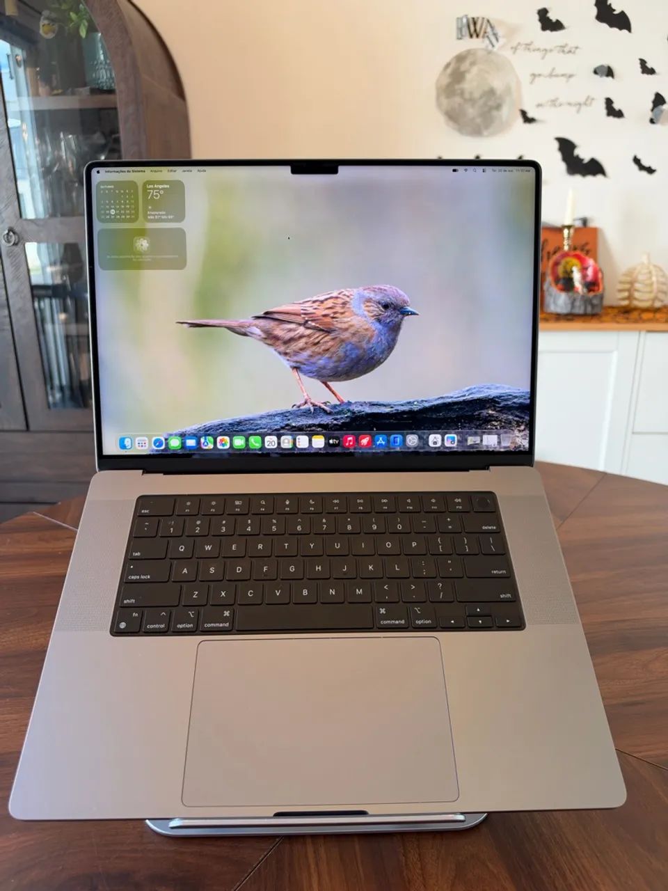 MacBook Pro 16 M1 Max 32GB RAM 1TB SSD GPU 24 Núcleos