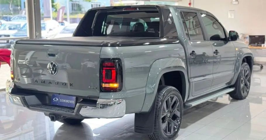 Volkswagen Amarok Extreme CD 3.0 4X4 TB Dies. Aut. 2025 - Foto 2