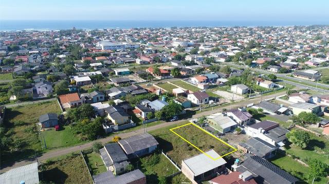Lote no centro de Balneário Gaivota