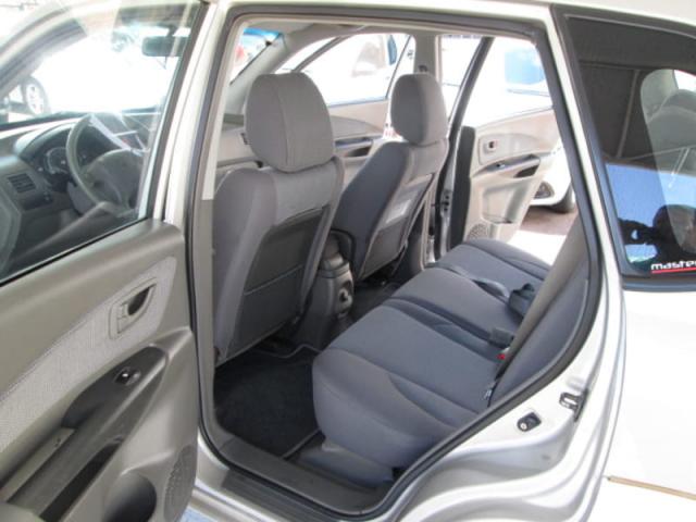 HYUNDAI TUCSON GL 4X2-AT 2.0 16V GAS. (IMP.) 4P 2007 - Foto 10