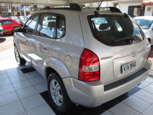HYUNDAI TUCSON GL 4X2-AT 2.0 16V GAS. (IMP.) 4P 2007 - Foto 6