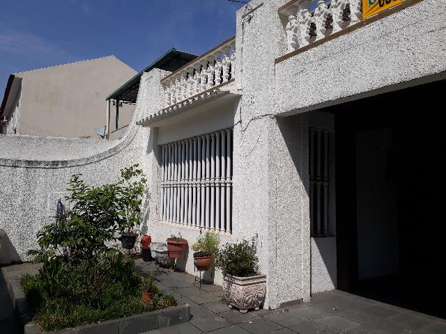 Excelente casa de dois pavimentos em Vista Alegre - Foto 4