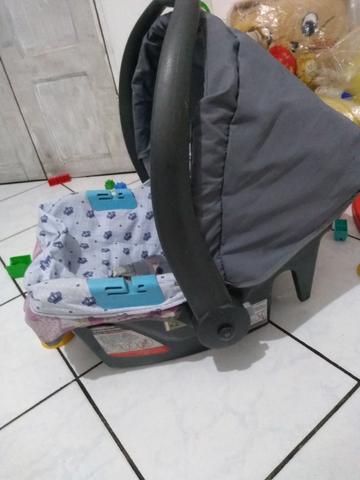 Bebê conforto touring para até 13 kilos usado - Foto 4