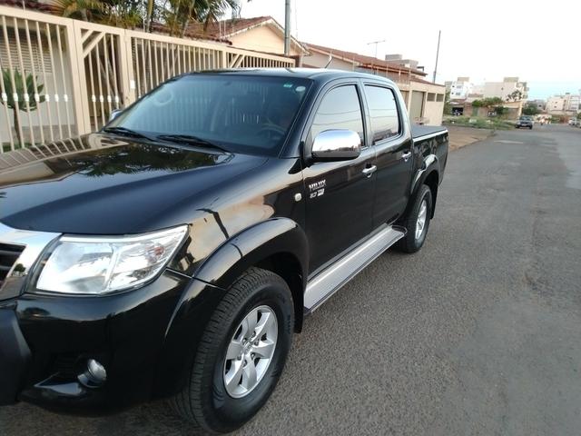 Hilux 2015 Flex novíssima automática troco