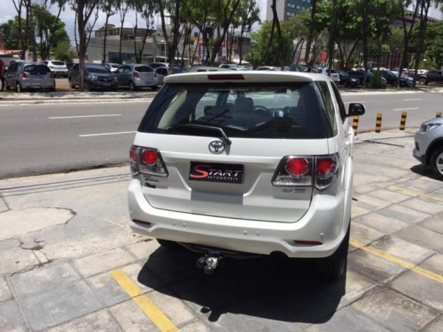 Toyota Hilux Sw4 2.7 Sr 4X2 16v Flex (Fabr. 2014 / Mod. 2015) - Foto 3