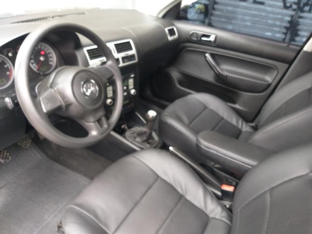 VW Bora + Gnv Troco e financio aceito carro ou moto maior ou menor valor - Foto 17
