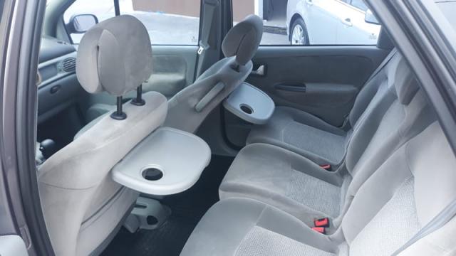 RENAULT SCENIC PRIVILEGE 2.0 16v - Foto 7