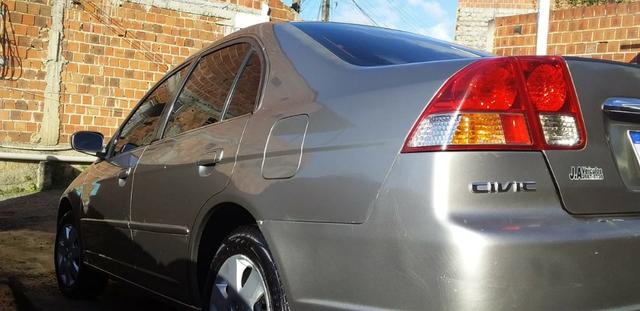 Honda Civic ano 2003 lx 1.7 Manual .fone zap: * - Foto 4