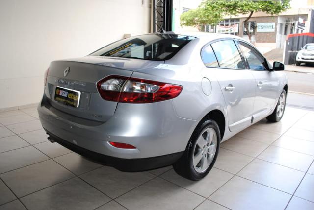 RENAULT FLUENCE DYNAMIQUE 2.0 16V HI-FLEX AUT. 2012 - Foto 6