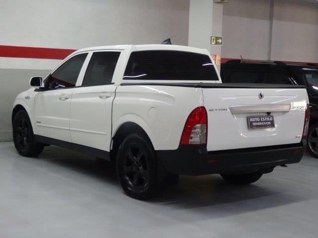SSANGYONG ACTYON SPORTS 2010/2010 2.0 GLX 4X4 CD 16V TURBO INTERCOOLER DIESEL 4P AUTOMÁTI - Foto 4