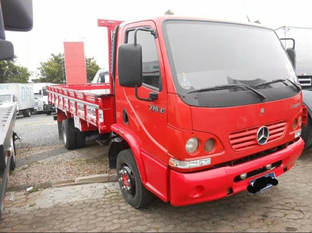 Mercedes-Benz 715 carroceria