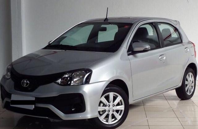 Toyota Etios Hatch automático