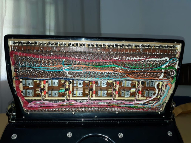Acordeon Sanfona Iório Italiana ABAIXEI PARA VENDER RÁPIDO - Foto 4