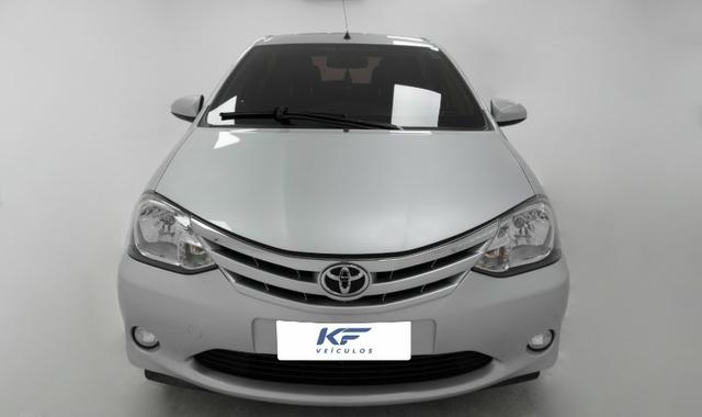 Toyota Etios XLS 1.5 Prata 2014 Completo - Foto 2