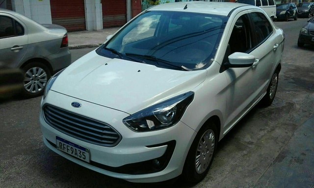 CARRO FORD KA