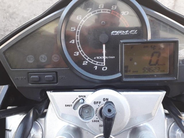 HONDA PRETO LINDO CB 300R 2011