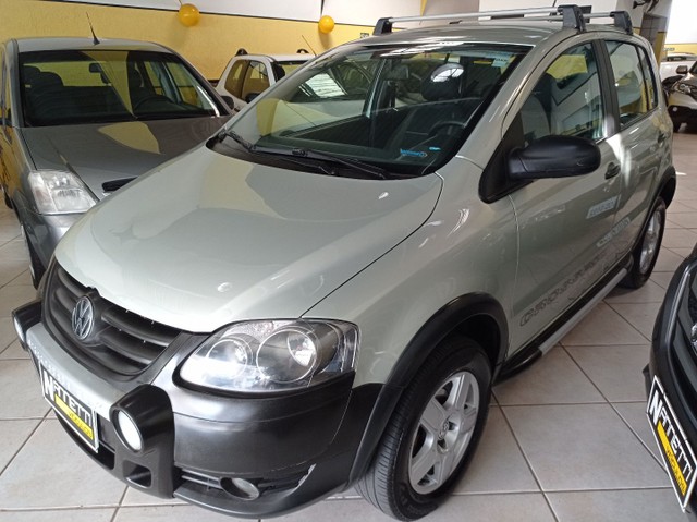 LINDO VW CROSSFOX 2009 COMPLETO !!!