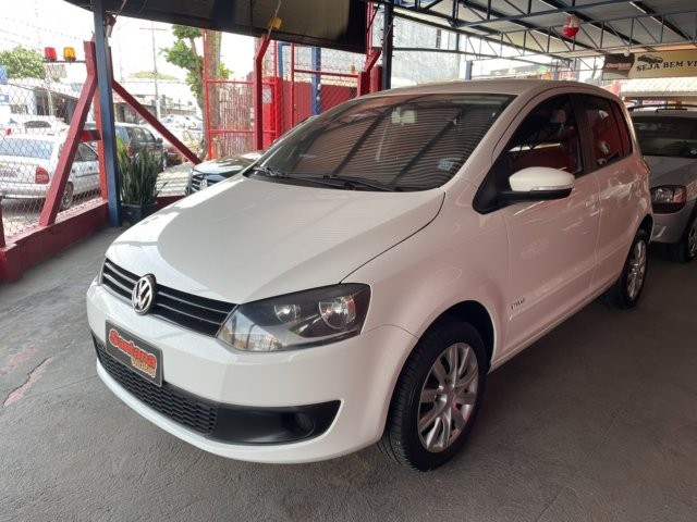 VOLKSWAGEN FOX 2013 1.0 MI TREND 8V FLEX 4P MANUAL
