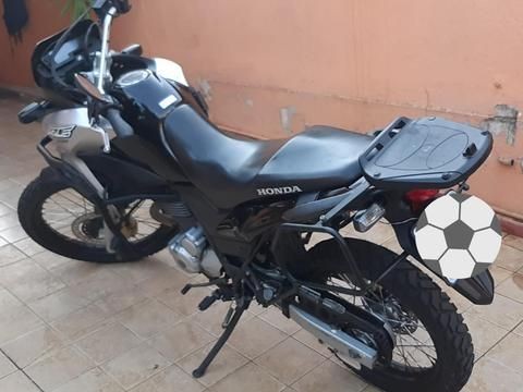 XRE 300 PRATA/COM/PRETO