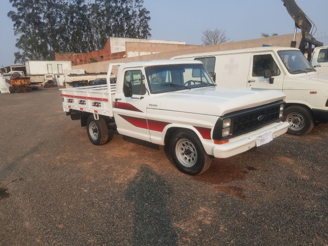 F1000