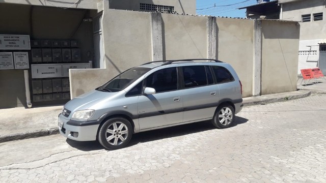 ZAFIRA ELITE 2010