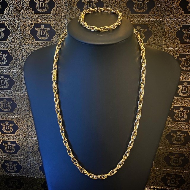 Conjunto em Ouro 18K 35 gramas