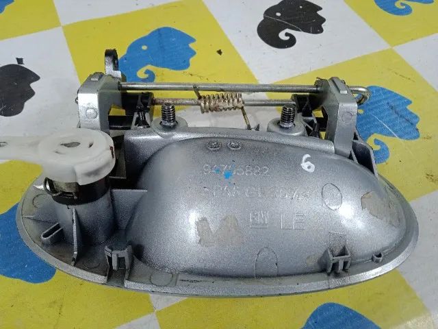Maçaneta Externa Diant. Motorista Gm Celta Prata  - Foto 5
