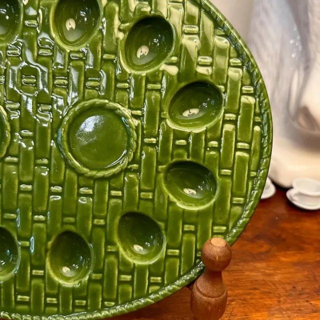 Antiga saladeira de ovos em cerâmica. - Foto 3