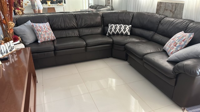 Sofas de canto de couro | +241 anúncios na OLX Brasil