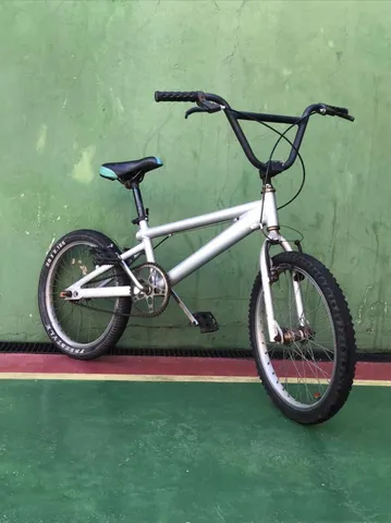 Bicicleta Aro 24 Com Banco De Mobilete 6 Marchas Tipo Bmx Am - Carrefour