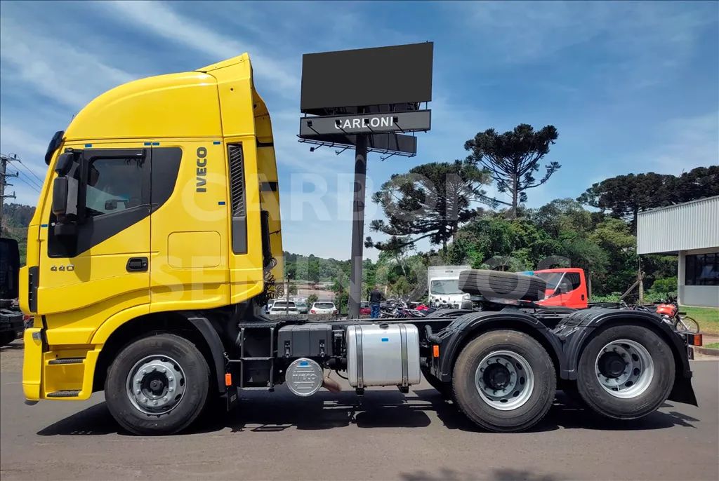IVECO HI WAY 600S44T 6X2, ANO 2018/2019 - Foto 6