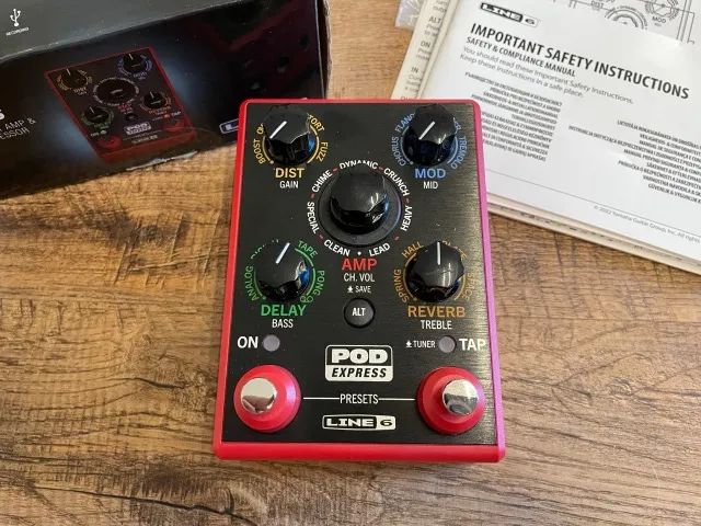 Line 6 POD Express Guitar - pedaleira - impecável na caixa - Foto 2