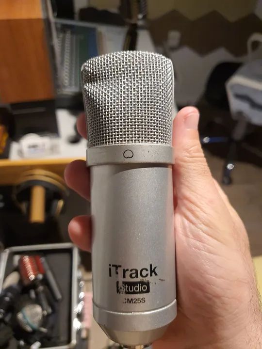 Microfone Focusrite Itrack CM25S
