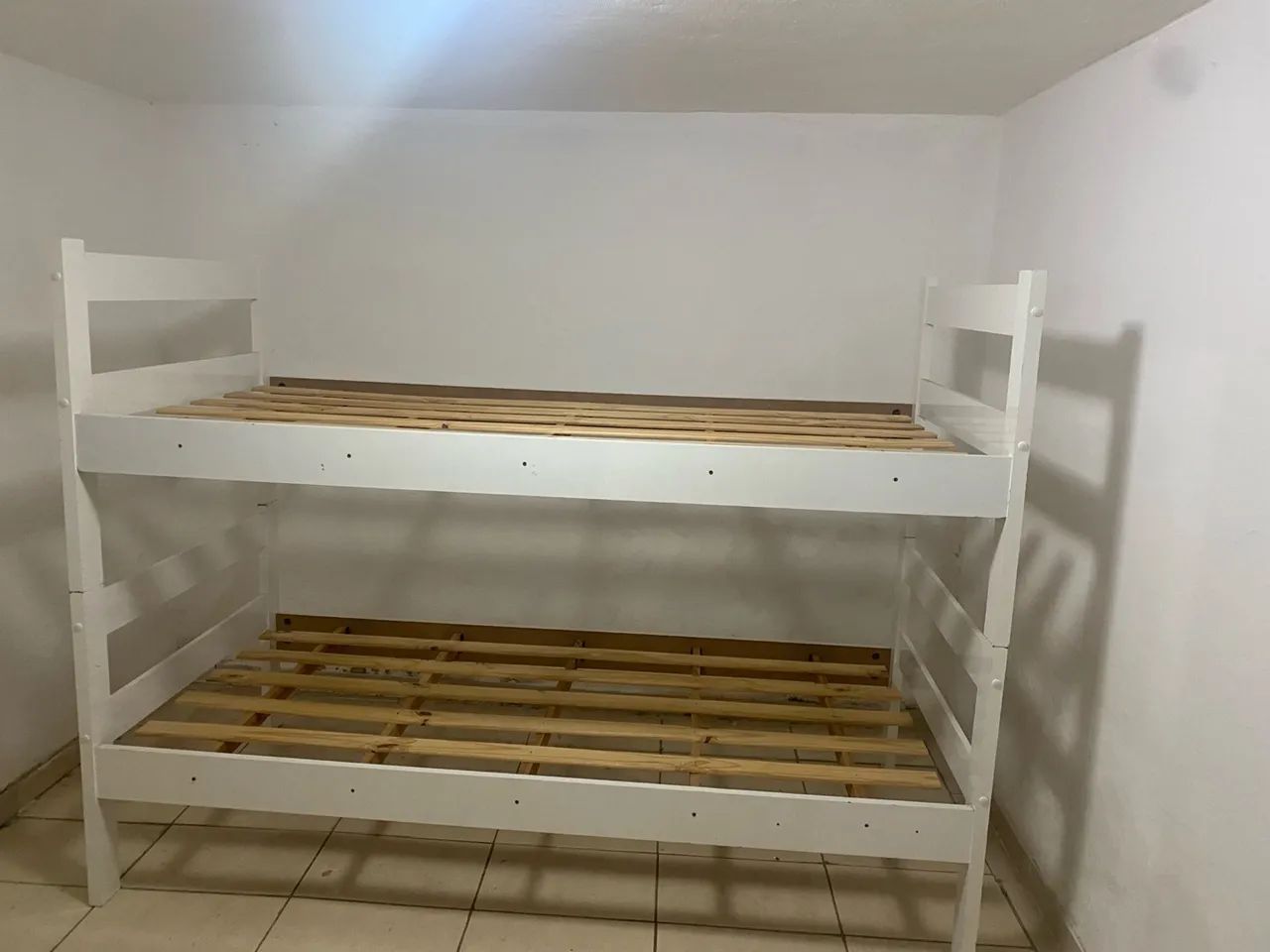 Beliche branco em ótimo estado - Foto 2