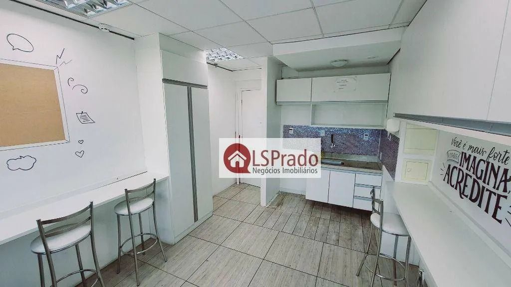 Ao lado Metrô Marechal, mobiliado, copa, 53 posições de trabalho e 8 vagas! - Foto 12