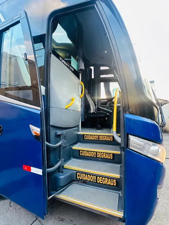 Ônibus rodoviário - Foto 2