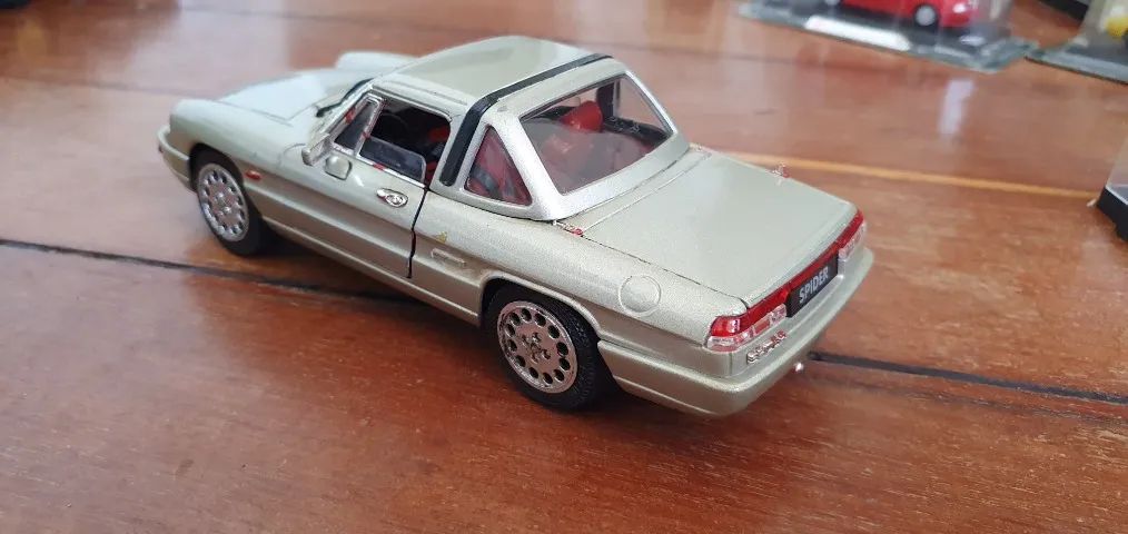Alfa Romeo Spider 1992 - Jouef Evolution 1/18 - Foto 3