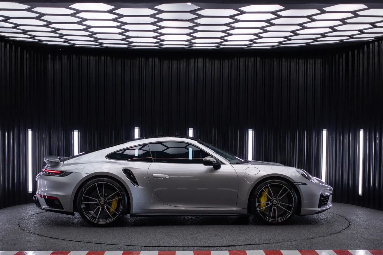 Porsche 911 Turbo S - Foto 4