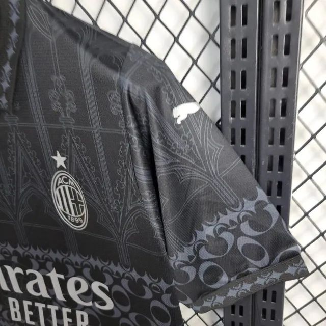 Camisa Milan x Pleasures Edição Especial 24/25 Masculina  - Foto 4