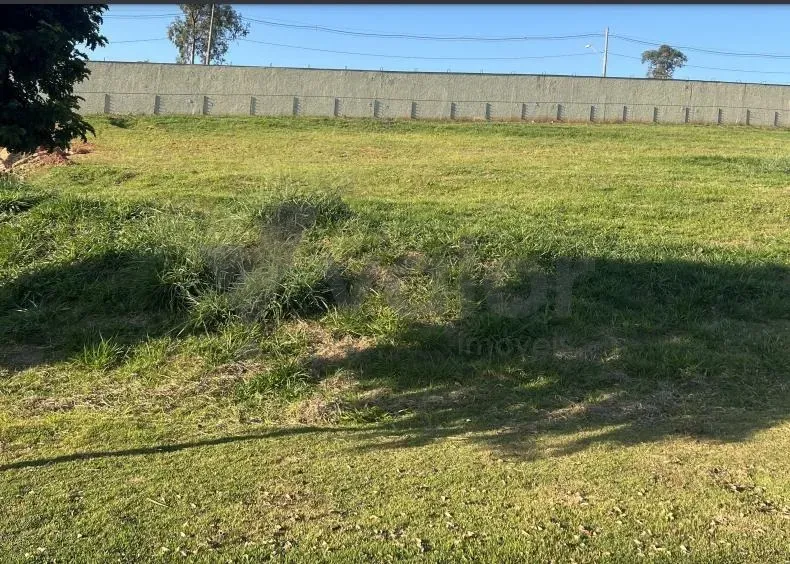Terreno para venda em condomínio fechado em Sousas na cidade de Campinas-SP