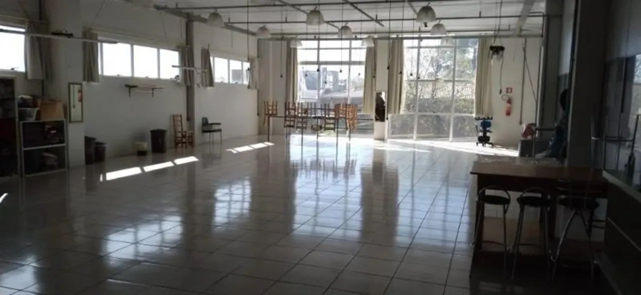 Excelente oportunidade para compra de pavilhão em excelente localização com grande fluxo d - Foto 4