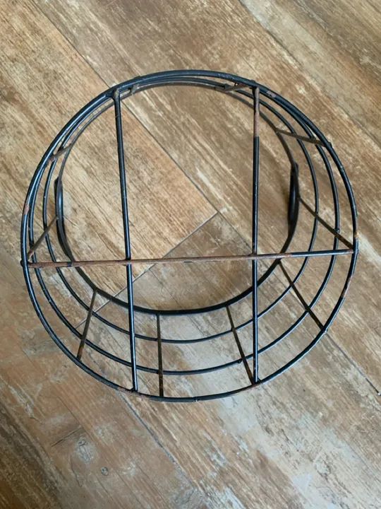 Cesto de metal decorativo  - Foto 2